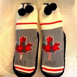 Canadian slipper socks, eh🇨🇦